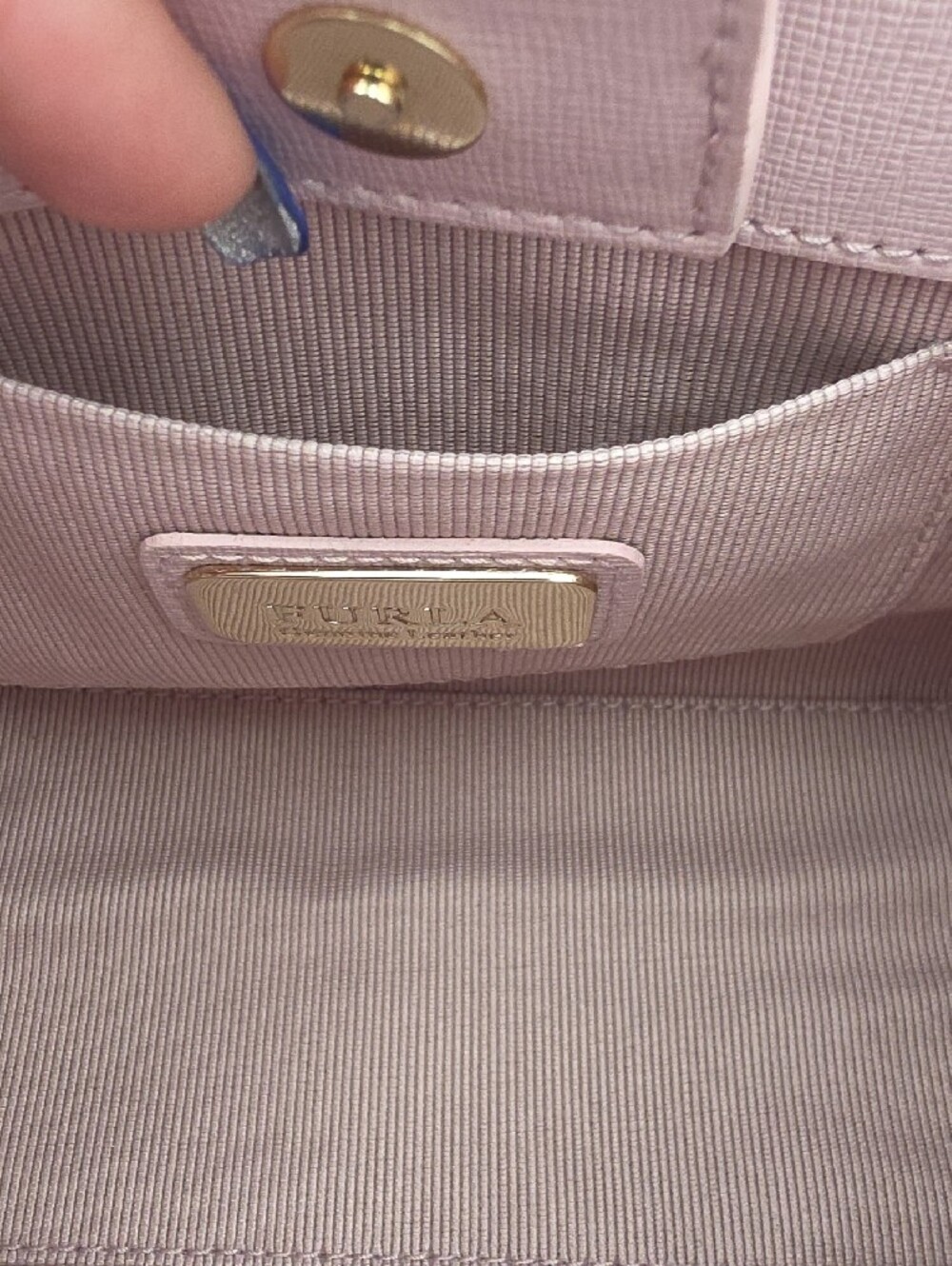 Furla Light Baby Pink Saffiano Small Satchel W Top Handles Gold Hardware (EUC)๐ - Picture 9 of 11